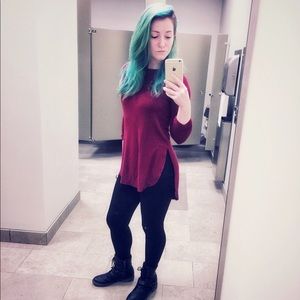 Meet your Posher, Caitlin